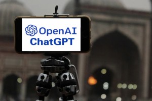 十问AI研究:解构ChatGPT背后的力量和边界